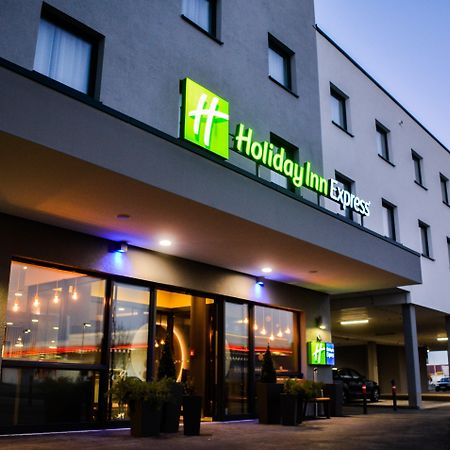 Holiday Inn Express Munich - Olching By Ihg מראה חיצוני תמונה