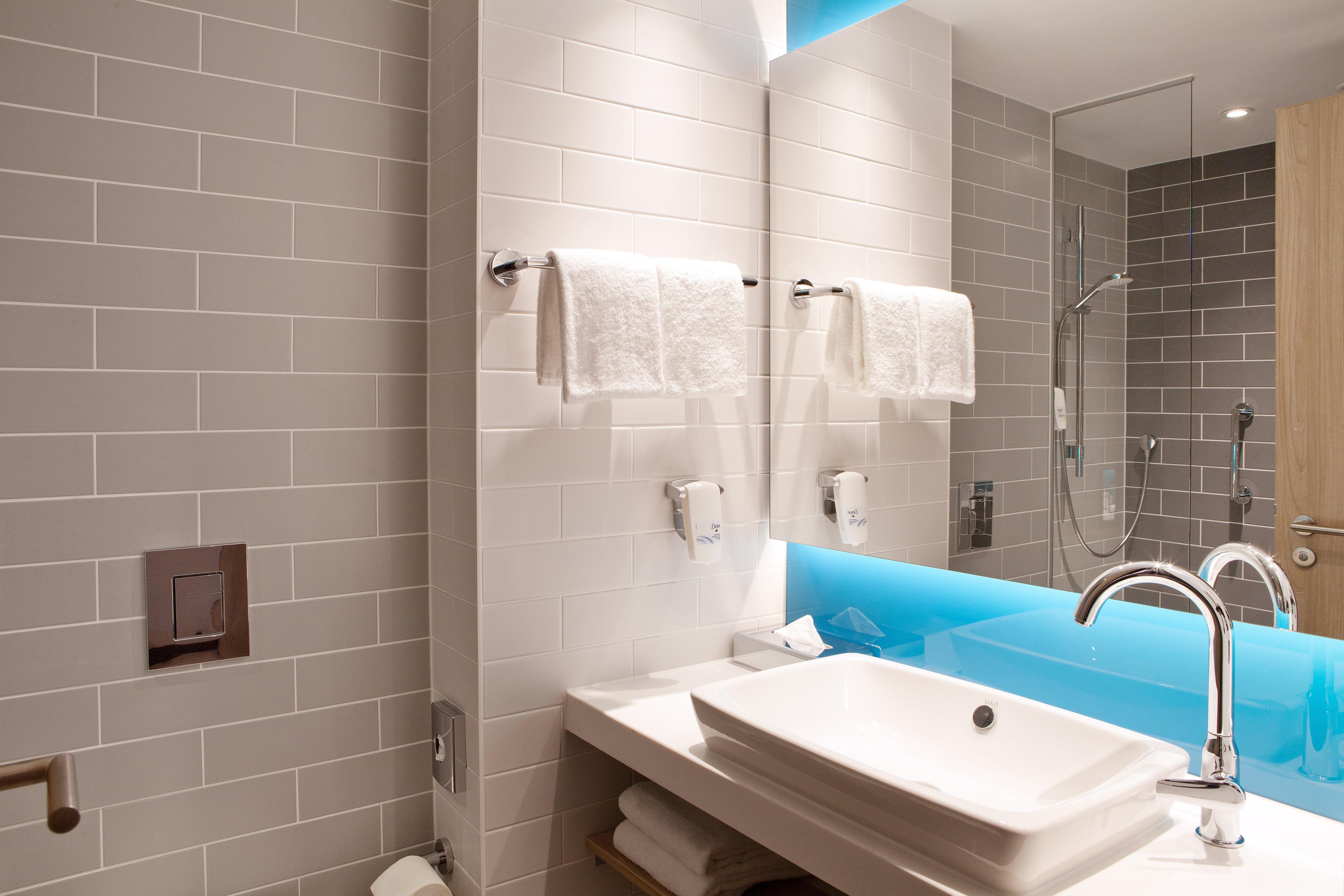 Holiday Inn Express Munich - Olching By Ihg מראה חיצוני תמונה