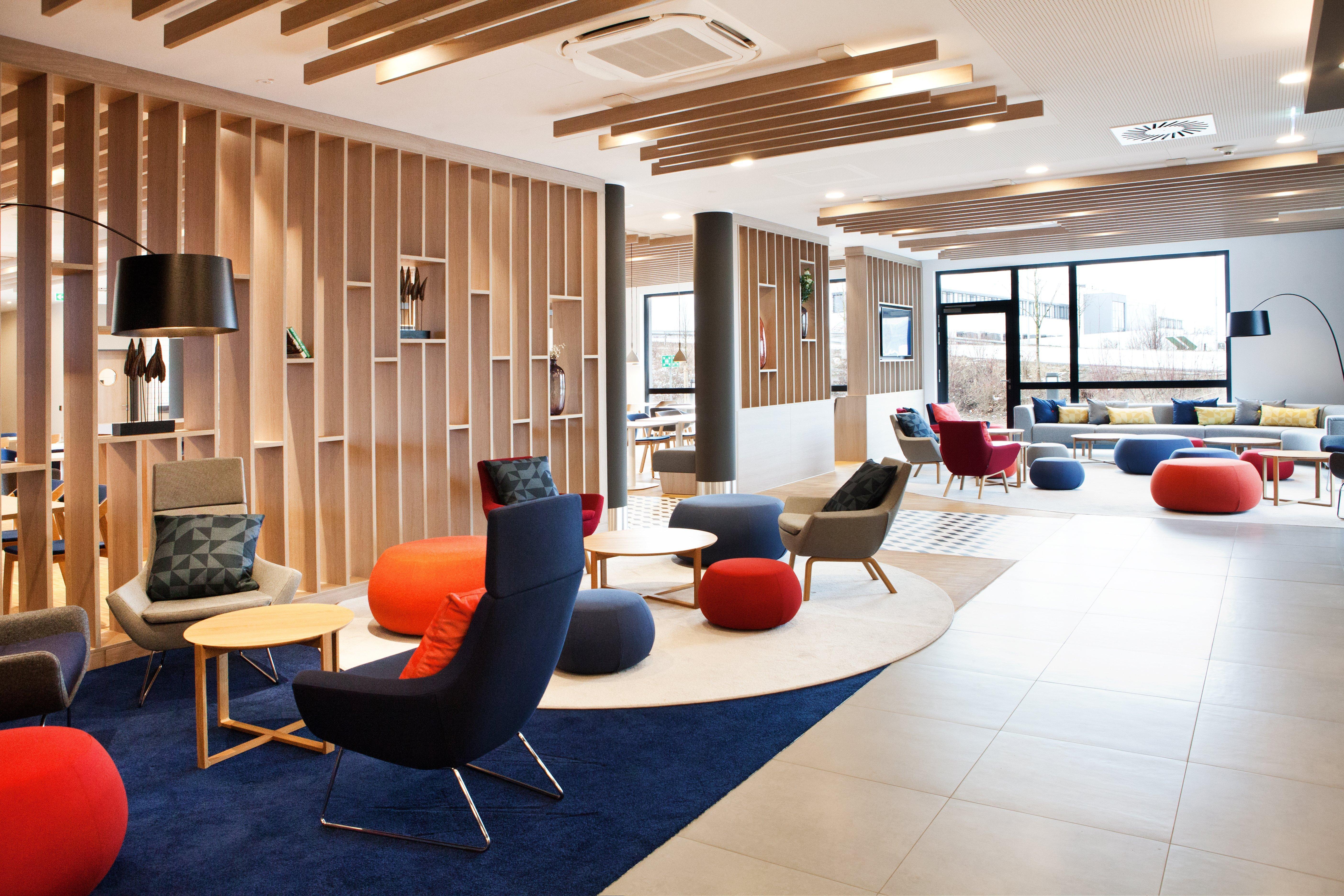 Holiday Inn Express Munich - Olching By Ihg מראה חיצוני תמונה