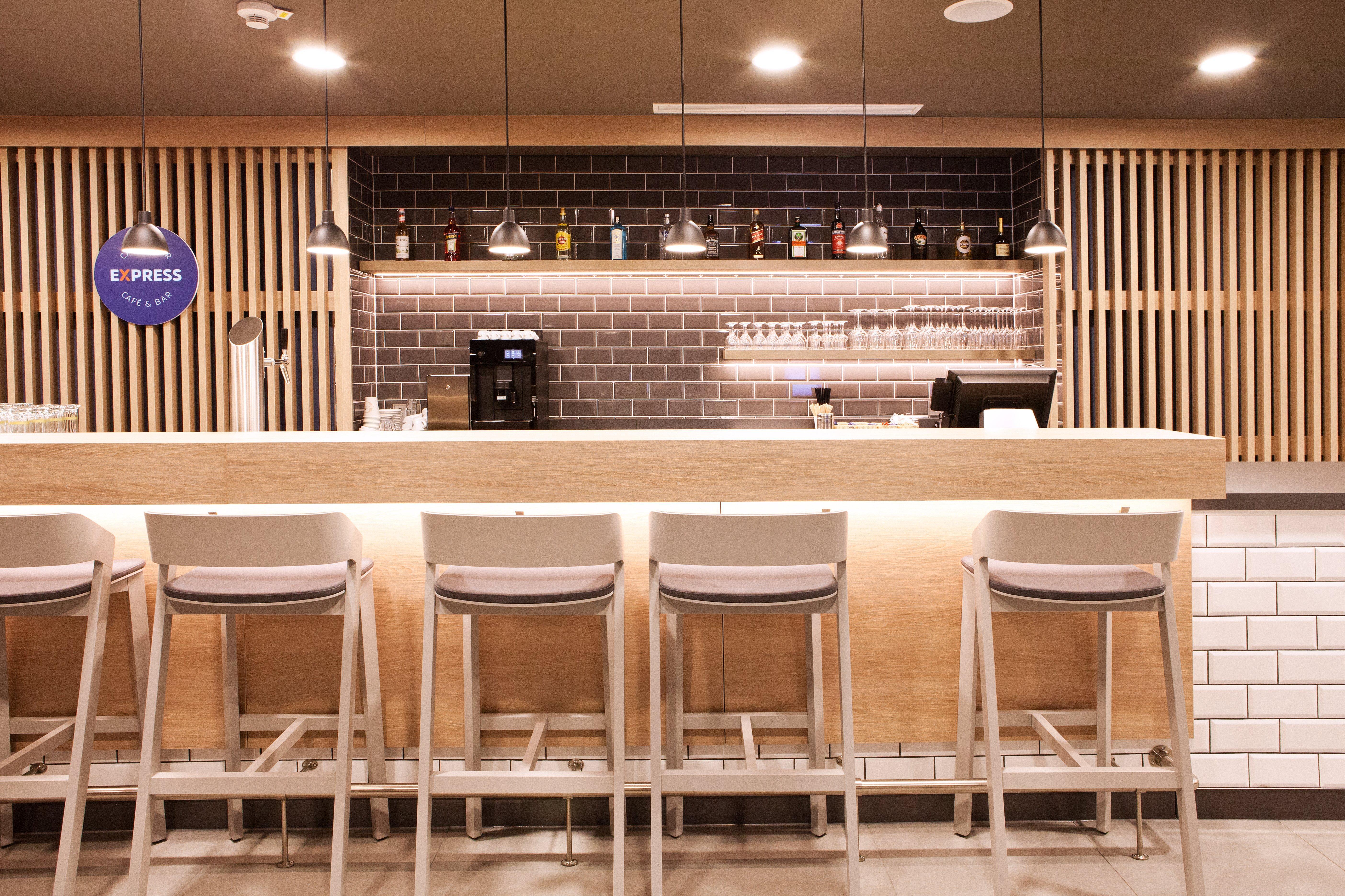 Holiday Inn Express Munich - Olching By Ihg מראה חיצוני תמונה