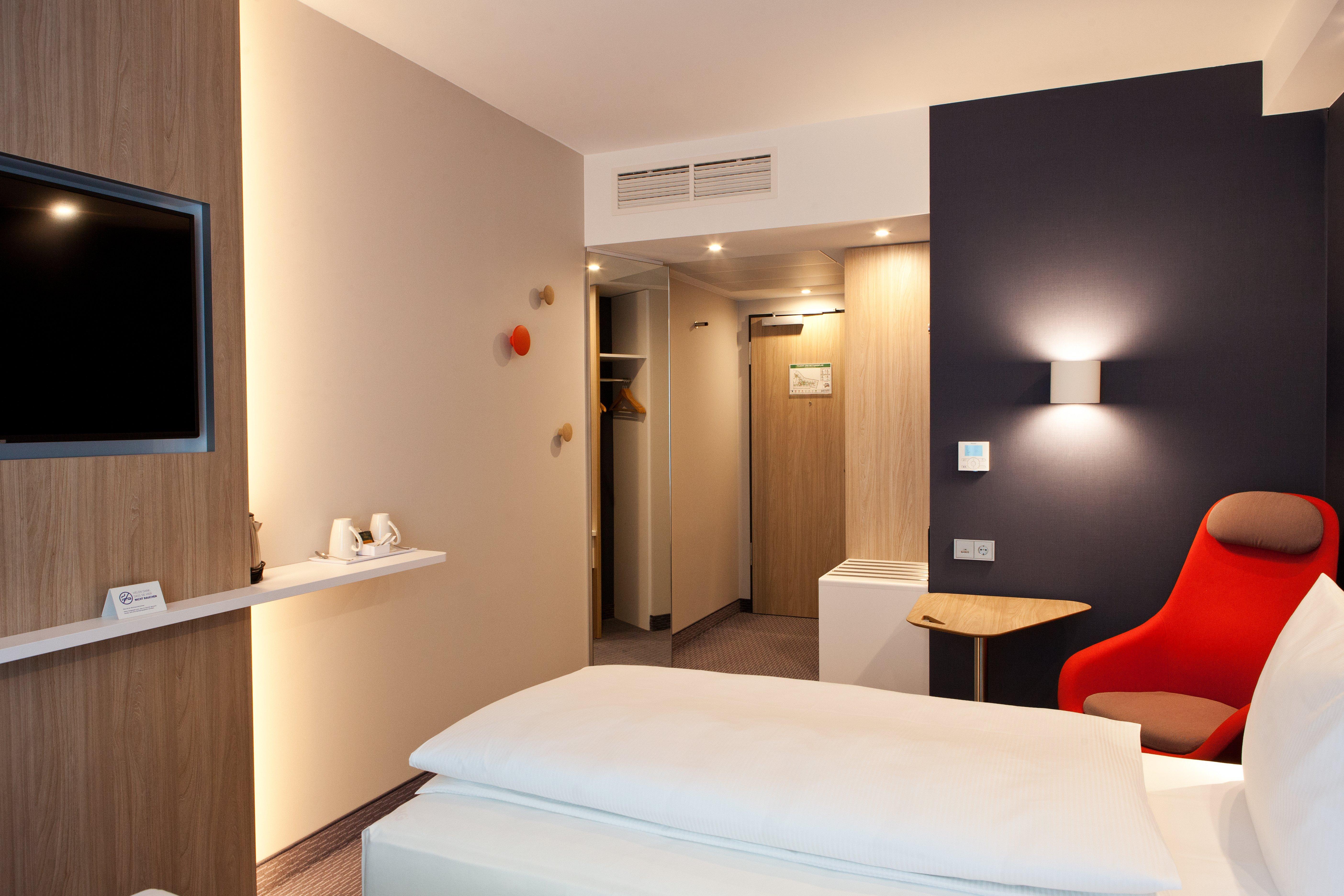 Holiday Inn Express Munich - Olching By Ihg מראה חיצוני תמונה